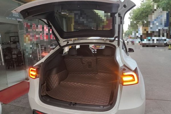 Tesla Model Y 2022, 48400 км, за 25752 USD - фото 30