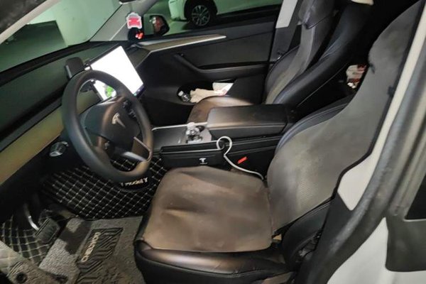 Tesla Model Y 2022, 56600 км, за 25815 USD - фото 15