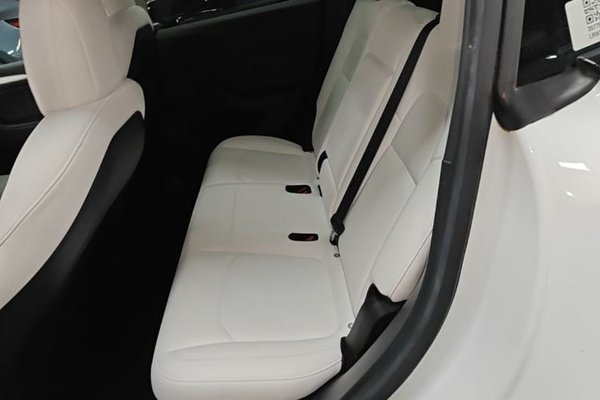 Tesla Model Y 2022, 57400 км, за 27996 USD - фото 20