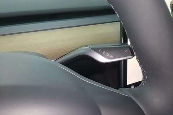 Tesla Model Y 2022, 63000 км, за 28062 USD - фото 16