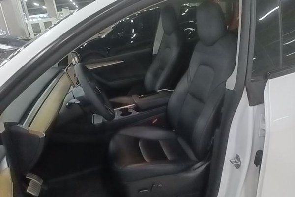Tesla Model Y 2022, 63000 км, за 28062 USD - фото 17
