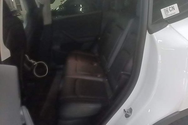 Tesla Model Y 2022, 63000 км, за 28062 USD - фото 20