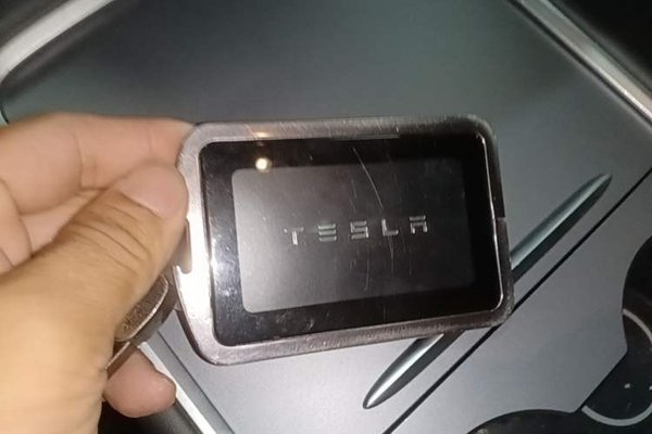 Tesla Model Y 2022, 63000 км, за 28062 USD - фото 23