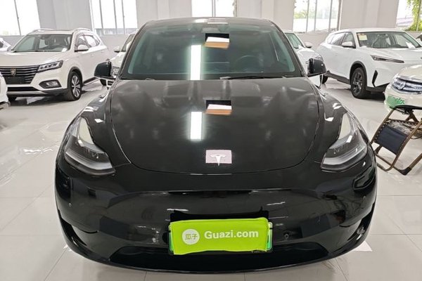 Tesla Model Y 2023, 110700 км, за 24870 USD
