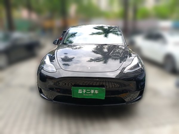 Tesla Model Y 2023, 30700 км, за 29261 USD