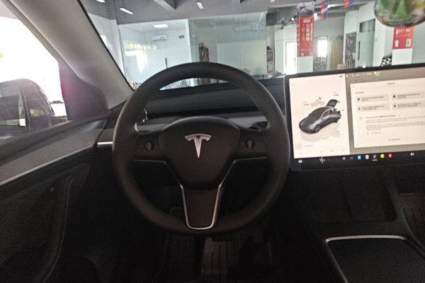 Tesla Model Y 2023, 2900 км, за 32220 USD - фото 14