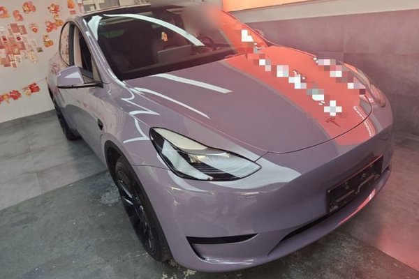 Tesla Model Y 2023, 61800 км, за 25855 USD