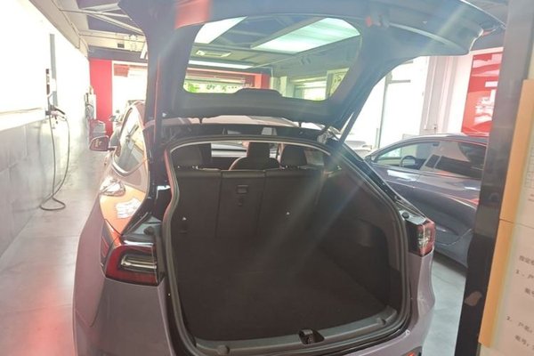 Tesla Model Y 2023, 61800 км, за 25855 USD - фото 22