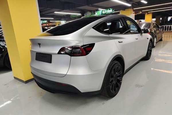 Tesla Model Y 2023, 41500 км, за 29559 USD - фото 18