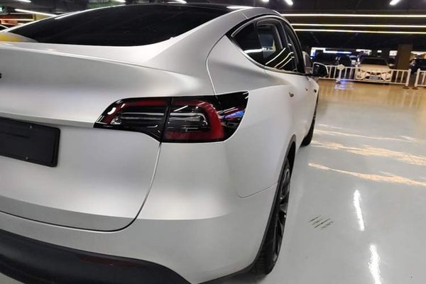 Tesla Model Y 2023, 41500 км, за 29559 USD - фото 19