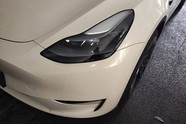 Tesla Model Y 2023, 59500 км, за 33111 USD - фото 9