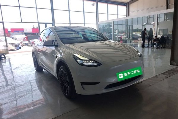 Tesla Model Y 2023, 61200 км, за 25796 USD - фото 25