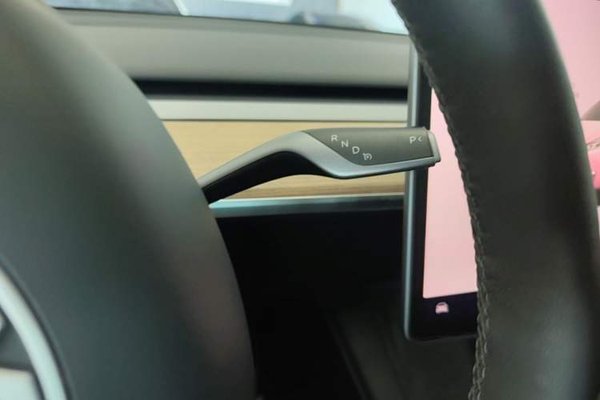 Tesla Model Y 2023, 61200 км, за 25796 USD - фото 12