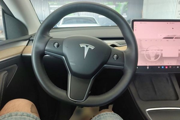 Tesla Model Y 2023, 61200 км, за 25796 USD - фото 9