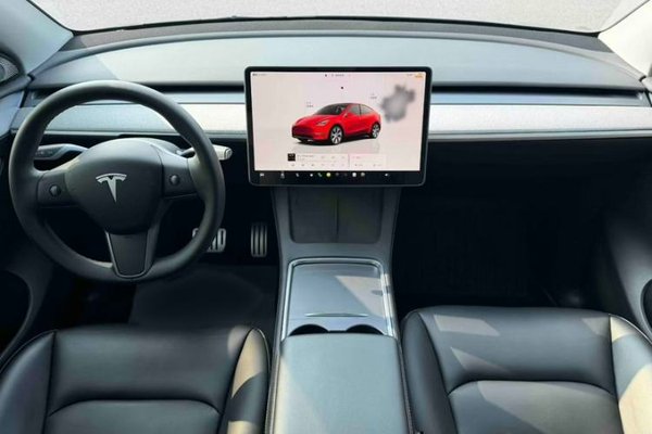 Tesla Model Y 2024, 56700 км, за 27628 USD - фото 28
