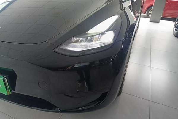 Tesla Model Y 2024, 56700 км, за 27628 USD - фото 8