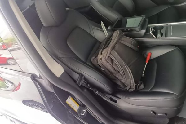 Tesla Model Y 2024, 56700 км, за 27628 USD - фото 24
