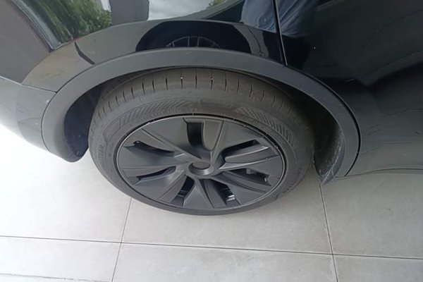 Tesla Model Y 2024, 56700 км, за 27628 USD - фото 11