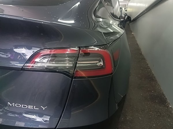 Tesla Model Y 2024, 13600 км, за 35449 USD - фото 7