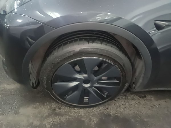 Tesla Model Y 2024, 13600 км, за 35449 USD - фото 8