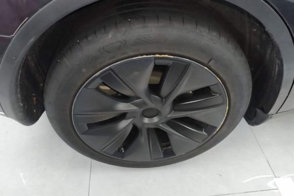 Tesla Model Y 2024, 15100 км, за 30791 USD - фото 16