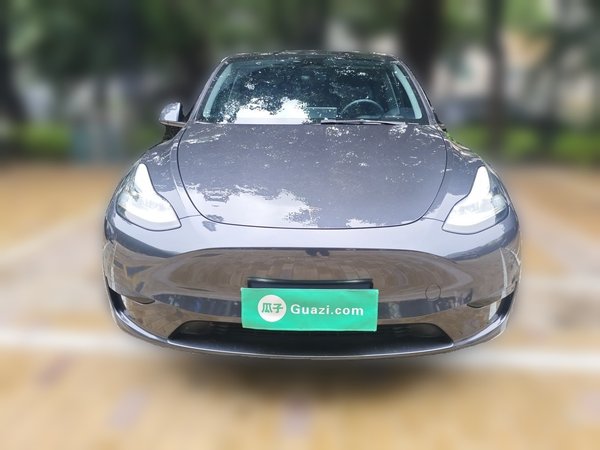 Tesla Model Y 2024, 20500 км, за 28509 USD