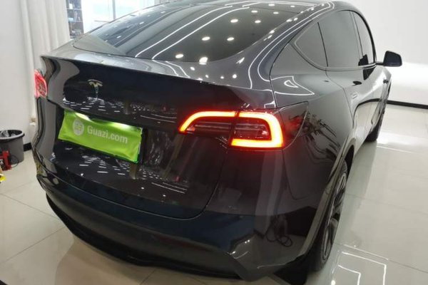 Tesla Model Y 2024, 28200 км, за 30532 USD - фото 6