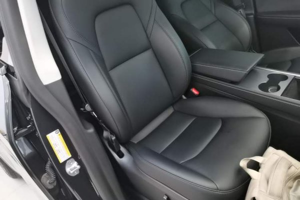 Tesla Model Y 2024, 28200 км, за 30532 USD - фото 23
