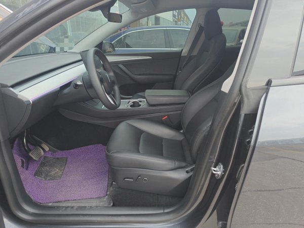 Tesla Model Y 2024, 39400 км, за 30763 USD - фото 11