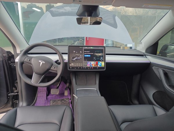 Tesla Model Y 2024, 39400 км, за 30763 USD - фото 10