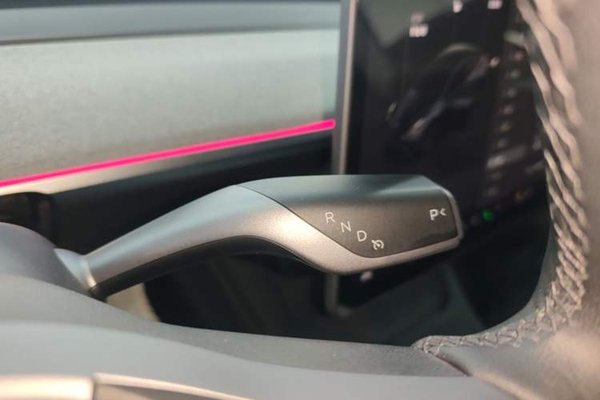 Tesla Model Y 2024, 41200 км, за 28432 USD - фото 17