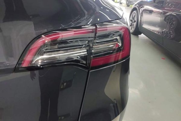 Tesla Model Y 2024, 41200 км, за 28432 USD - фото 7