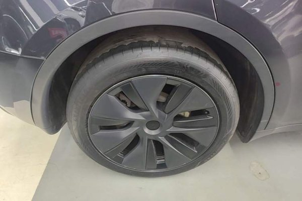 Tesla Model Y 2024, 41200 км, за 28432 USD - фото 10