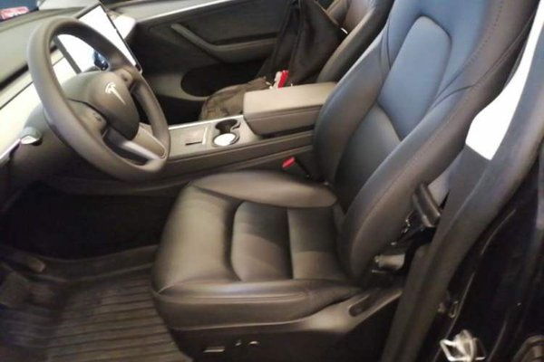 Tesla Model Y 2024, 43200 км, за 28275 USD - фото 17