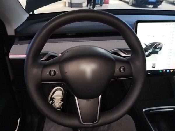 Tesla Model Y 2024, 44200 км, за 29484 USD - фото 14