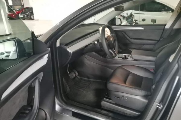 Tesla Model Y 2024, 49700 км, за 28944 USD - фото 18