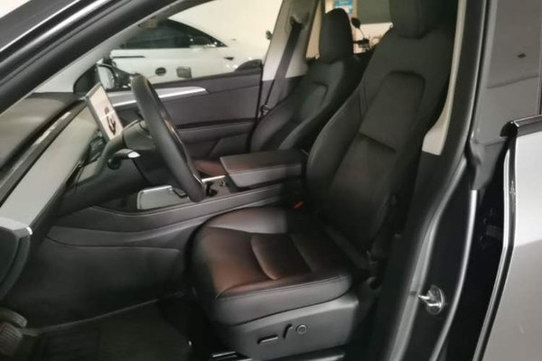 Tesla Model Y 2024, 49700 км, за 28944 USD - фото 17