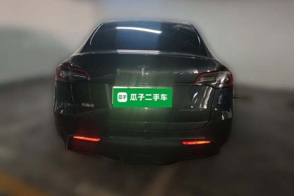 Tesla Model Y 2024, 85100 км, за 30724 USD
