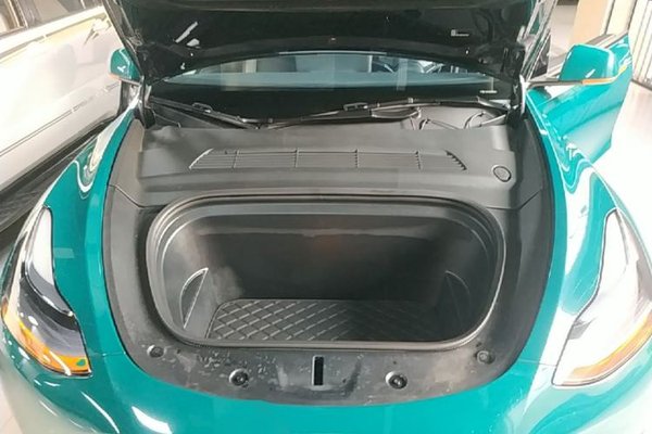 Tesla Model Y 2024, 44400 км, за 28080 USD - фото 41