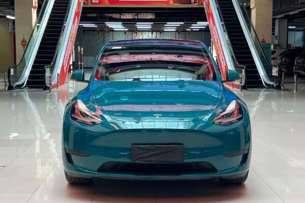 Tesla Model Y 2024, 44400 км, за 28080 USD - фото 13