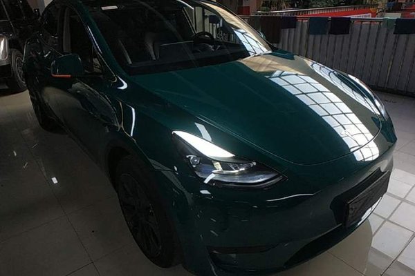 Tesla Model Y 2024, 44400 км, за 28080 USD