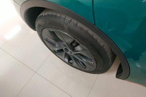 Tesla Model Y 2024, 44400 км, за 28080 USD - фото 11