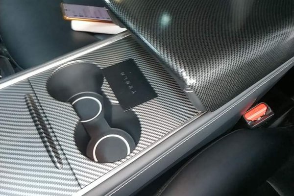 Tesla Model Y 2024, 44400 км, за 28080 USD - фото 40