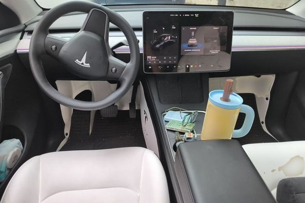 Tesla Model Y 2024, 36800 км, за 28783 USD - фото 9