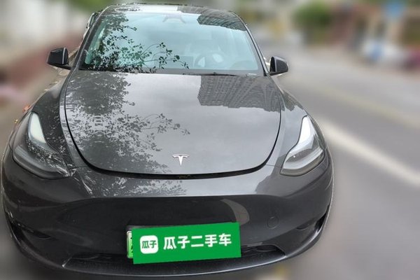 Tesla Model Y 2024, 36800 км, за 28783 USD
