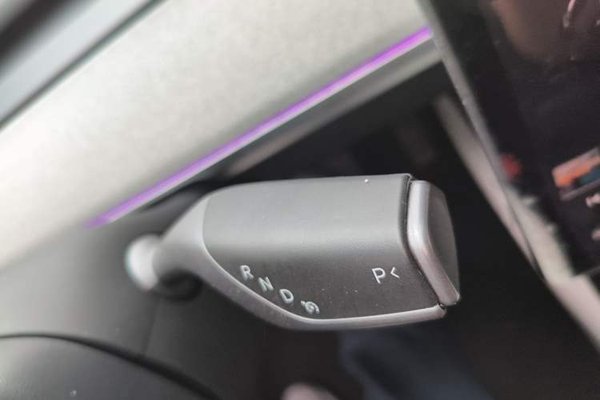 Tesla Model Y 2024, 36800 км, за 28783 USD - фото 14