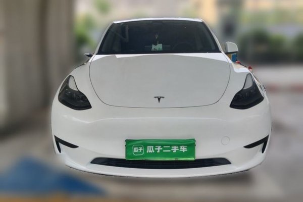 Tesla Model Y 2024, за 26120 USD