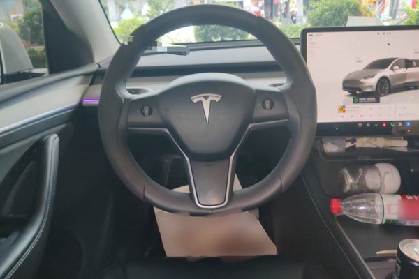 Tesla Model Y 2024, за 26120 USD - фото 11