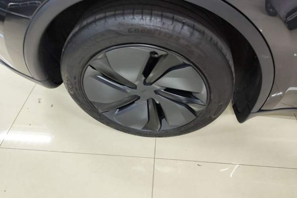 Tesla Model Y 2025, 14000 км, за 32859 USD - фото 16