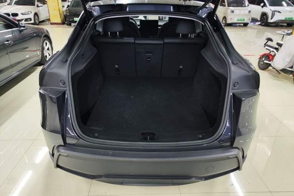 Tesla Model Y 2025, 14000 км, за 32859 USD - фото 27